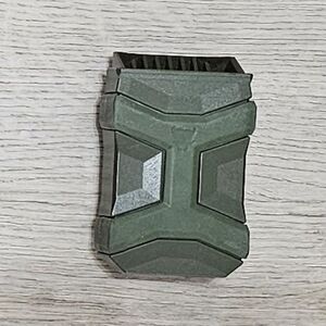 Pistol Magazine holder Universal.